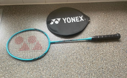Yonex 4000 badminton - yonex, racket