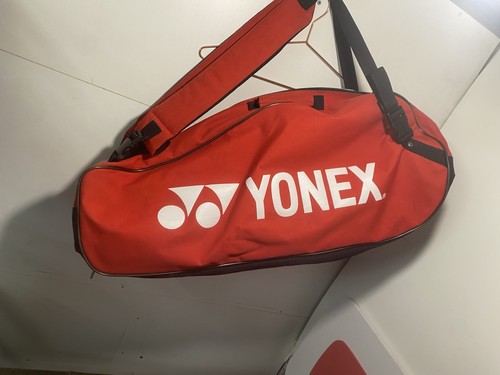 Yonex red white - red,