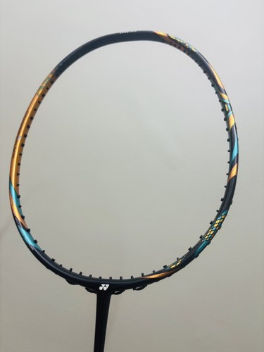Yonex astrox 88d - 4u, 2