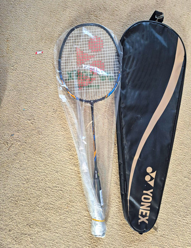 Yonex nanoray light - light, 18i