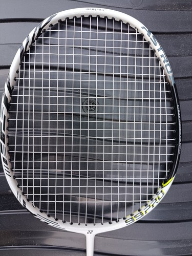 Yonex astrox pro white - yonex,